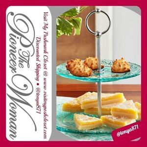 🦋 New Pioneer Woman Cassie Embossed Glass 2 Tier Serving Tray, Teal